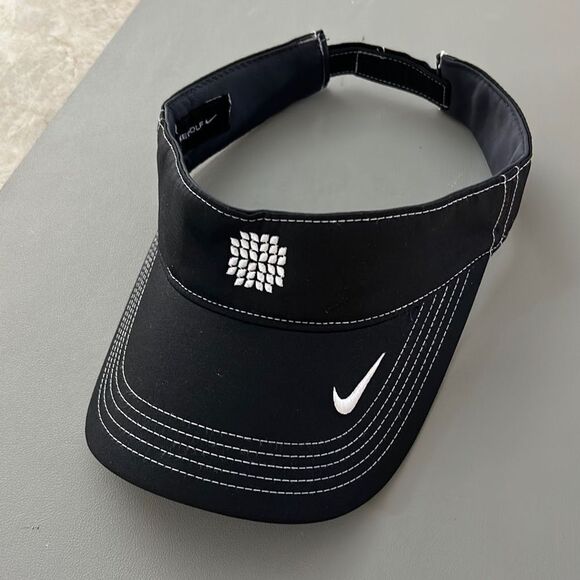 NIKE Black Visor - Picture 1 of 5